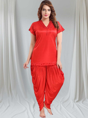 HouseOfCommon Women Solid Red Night Suit Set