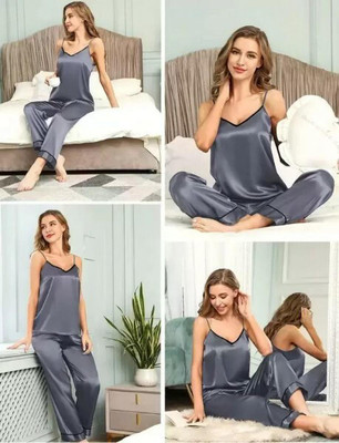 Divine Paridhaan Women Solid Silver Top & Pyjama Set