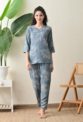 DreamBe Women Floral Print Grey Night Suit Set