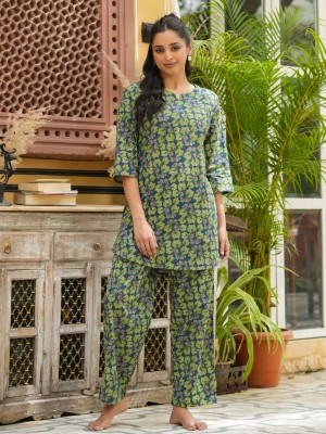 Sanskrutihomes Women Printed Green Night Suit Set