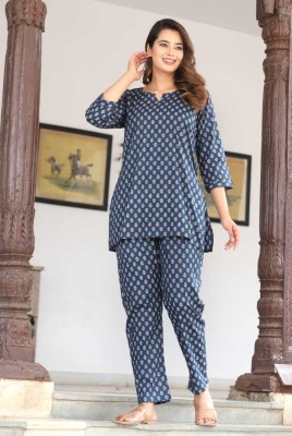 LaxkarKart Women Printed Blue Top & Pyjama Set