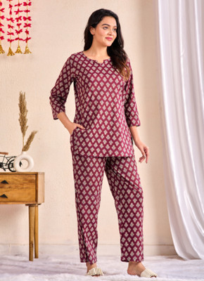 DEFINETREND Women Printed Maroon Top & Pyjama Set