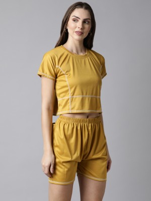 BAILEY SELLS Women Printed Yellow Top & Shorts Set