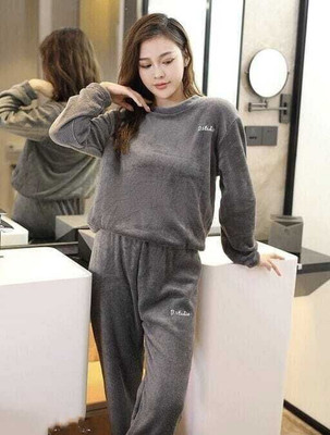 PKF Women Solid Grey Night Suit Set