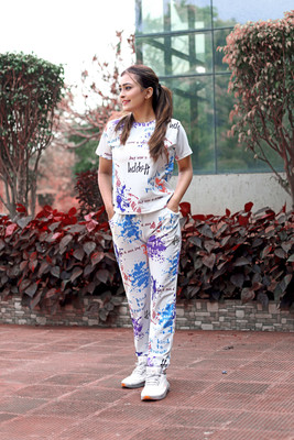 DreamBe Women Printed White, Blue Top & Pyjama Set