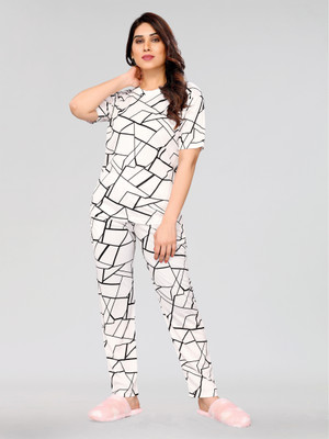 HouseOfCommon Women Printed White Night Suit Set