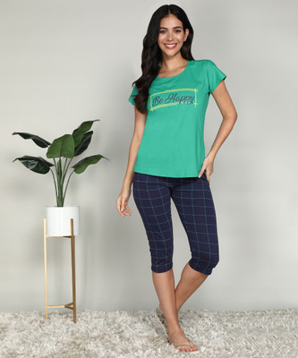 Attempt Women Printed Green Top & Capri Set