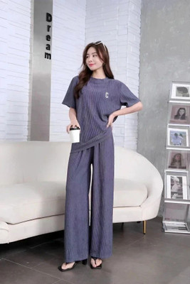 Lugo Women Solid Grey Night Suit Set