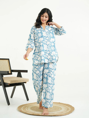 Goodhand Women Floral Print Blue Night Suit Set