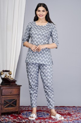 Sati factory Women Printed Grey, White Night Suit Set