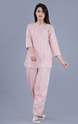 Vaaliyan Women Self Design Pink Night Suit Set