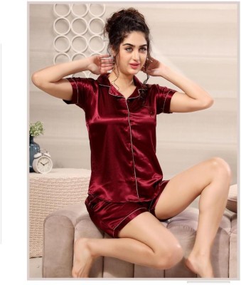 KV2 Women Solid Red Top & Shorts Set