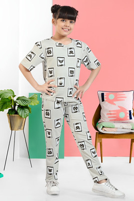COZYKUDOS Girls Solid Grey Top & Pyjama Set
