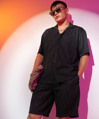 CAMPUS SUTRA Men Striped Black Top & Shorts Set