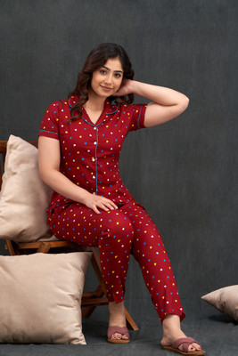 TRINABH Women Printed Maroon Night Suit Set