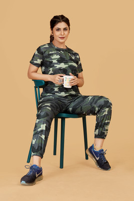 SAKARMAA Women Printed Multicolor Night Suit Set