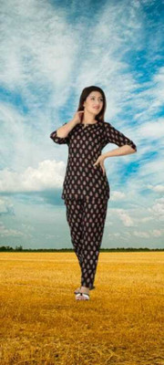 Valvet Women Solid Black Night Suit Set