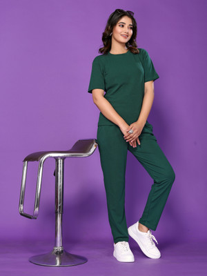 HouseOfCommon Women Colorblock Green Night Suit Set