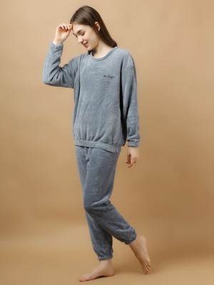 tiba Women Solid Blue Night Suit Set