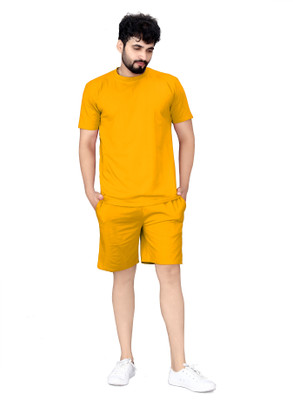 Qosha Men Solid Yellow Night Suit Set