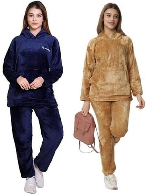 US Trendz Women Solid Blue, Beige Night Suit Set