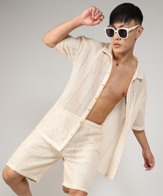 CAMPUS SUTRA Men Self Design White Top & Shorts Set