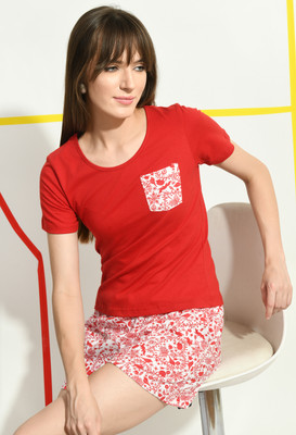 PREETY LOVING THING Women Floral Print Red Top & Shorts Set