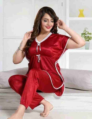 HouseOfCommon Women Solid Maroon Night Suit Set