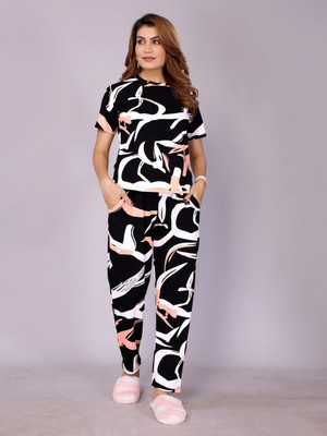 HouseOfCommon Women Printed Black Night Suit Set