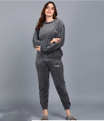 TRENDINGFSHION Women Self Design Grey Night Suit Set