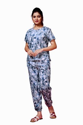 Hitanshi creation Women Printed Grey Night Suit Set