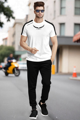 TRIPR Men Printed White, Black Night Suit Set