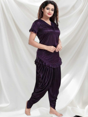 HouseOfCommon Women Solid Purple Night Suit Set