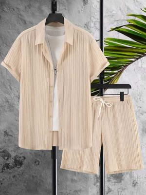 Azyroo Men Solid White Top & Shorts Set