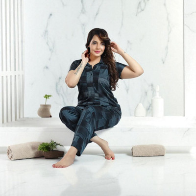 Sleepify Women Abstract Green Top & Pyjama Set