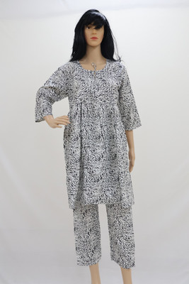 Saras Aajeevika Women Printed Black Night Suit Set