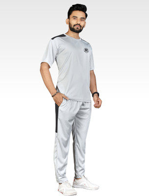 LINSOR FASHION Men Solid Grey Night Suit Set