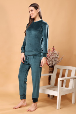 MADFROG Women Solid Dark Green Night Suit Set