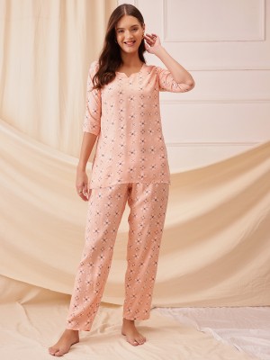 Clovia Women Floral Print Pink Top & Pyjama Set