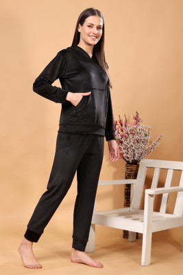 MADFROG Women Solid Black Night Suit Set