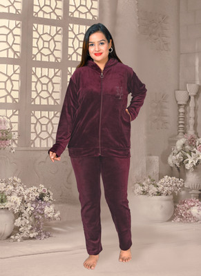 Tusshe Women Solid Maroon Night Suit Set