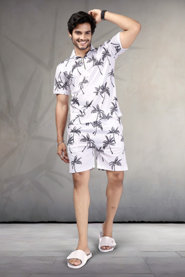 PRANSHU Men Printed White Top & Shorts Set