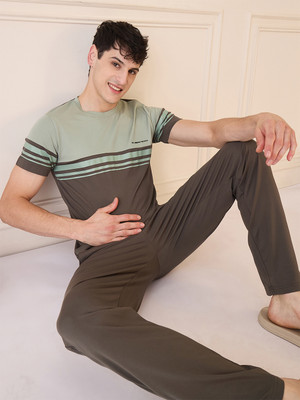 SWEET DREAMS Men Colorblock Green Top & Pyjama Set