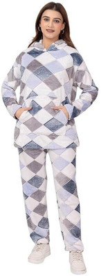 US Trendz Women Colorblock Purple, White Night Suit Set