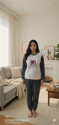 Bellwell Women Animal Print Grey Night Suit Set