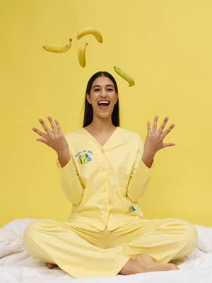 SWEET DREAMS Women Printed Yellow Top & Pyjama Set