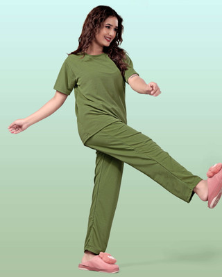 SAKARMAA Women Solid Green Top & Pyjama Set