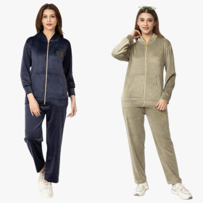 US Trendz Women Solid Blue, Beige Night Suit Set