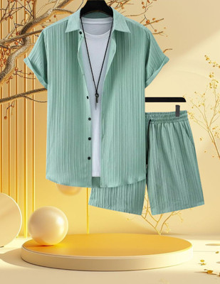 7starenterprise7 Men Solid Light Green Night Suit Set