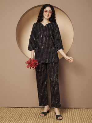 VASTRALAY Women Printed Black Night Suit Set